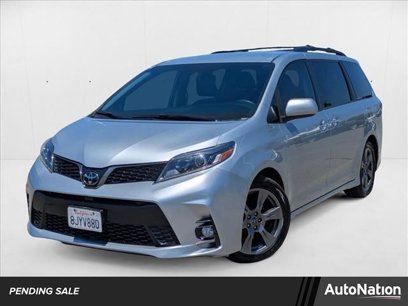 Used 2019 Toyota Sienna SE