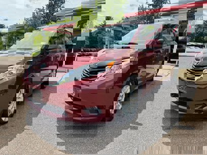 Used 2015 Toyota Sienna LE