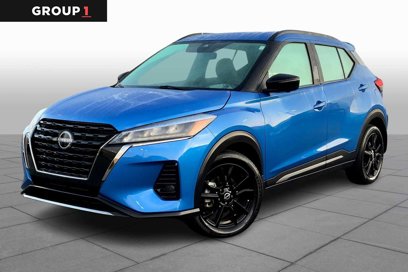 Used 2023 Nissan Kicks SR