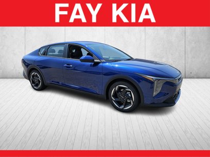 New 2025 Kia K4 EX