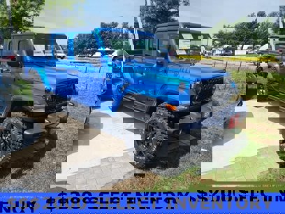 New 2025 Jeep Gladiator Willys