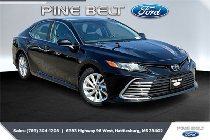 Used 2022 Toyota Camry LE