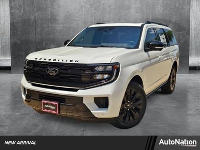 New 2025 Ford Expedition Platinum w/ Stealth Appearance Package