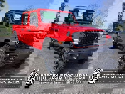 New 2025 Jeep Gladiator Sport