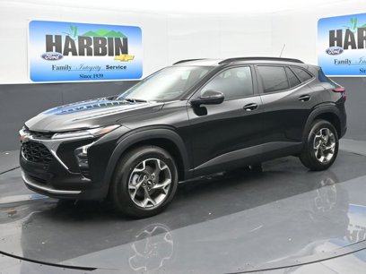 New 2025 Chevrolet Trax LT w/ Driver Confidence Package