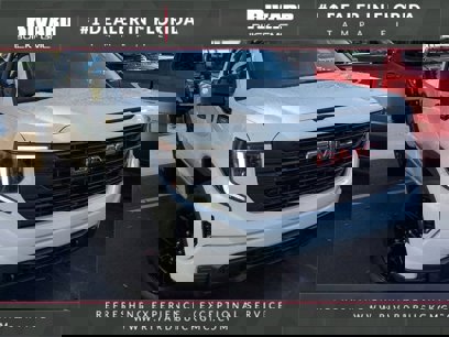 New 2025 GMC Sierra 1500 Pro w/ Graphite Edition