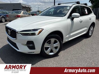 Used 2022 Volvo XC60 B5 Momentum