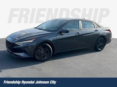 Certified 2022 Hyundai Elantra SEL