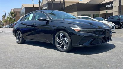 Certified 2025 Hyundai Elantra Sport
