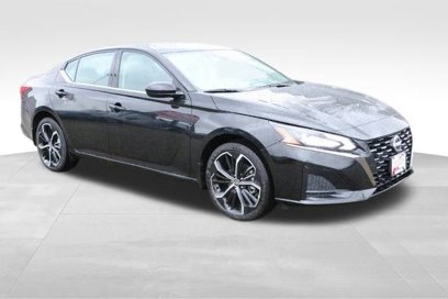New 2025 Nissan Altima 2.5 SR