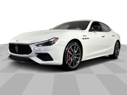 New 2024 Maserati Ghibli Modena Q4