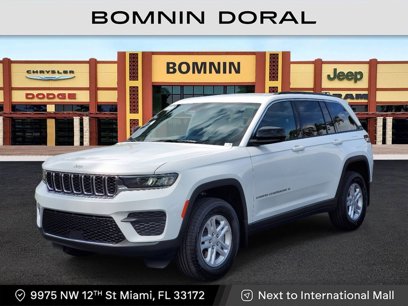 New 2025 Jeep Grand Cherokee Laredo
