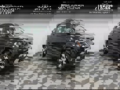 New 2025 Volkswagen Taos S