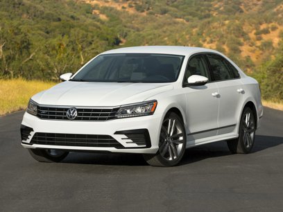 Used 2018 Volkswagen Passat 2.0T SE