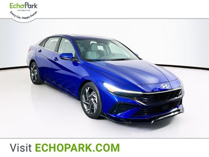 Used 2024 Hyundai Elantra SEL w/ Convenience Package