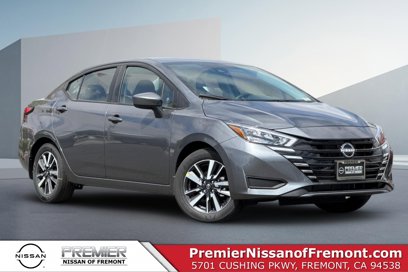 New 2025 Nissan Versa SV w/ Trunk Package