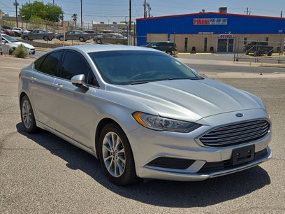 Used 2017 Ford Fusion SE w/ Fusion SE Technology Package