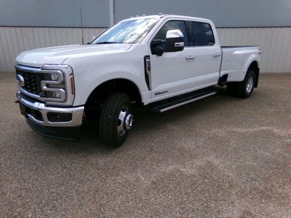 New 2025 Ford F350 Lariat w/ Chrome Package