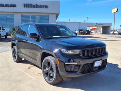New 2025 Jeep Grand Cherokee Limited w/ Black Appearance Package
