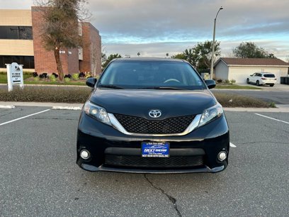 Used 2013 Toyota Sienna SE