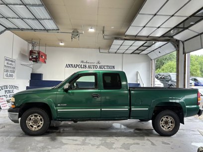 Used 2000 Chevrolet Silverado 2500 LS