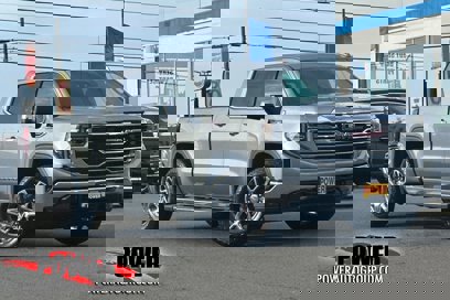 New 2025 GMC Sierra 1500 SLT w/ SLT Premium Package