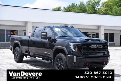 Used 2024 GMC Sierra 2500 AT4 w/ Technology Package