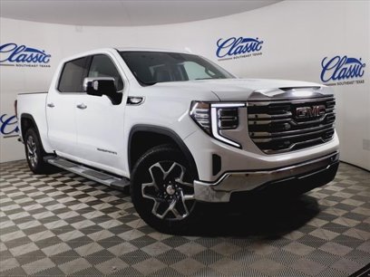 New 2025 GMC Sierra 1500 SLT