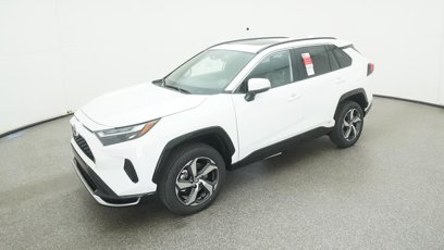 New 2025 Toyota RAV4 SE