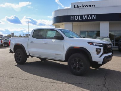 New 2024 GMC Canyon Elevation w/ Convenience Package