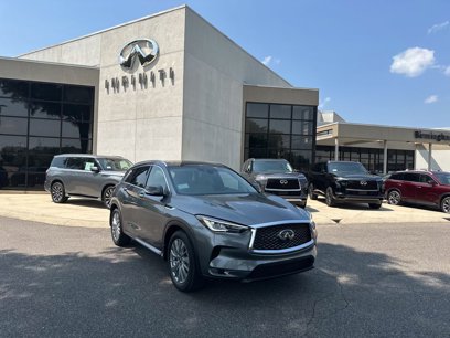 New 2025 INFINITI QX50 Luxe