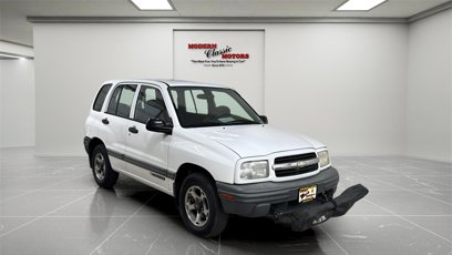 Used 2000 Chevrolet Tracker 4WD w/ Preferred Equipment Group 2