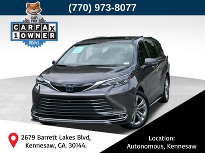 Used 2024 Toyota Sienna Platinum