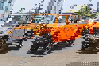 New 2025 Jeep Gladiator Sport