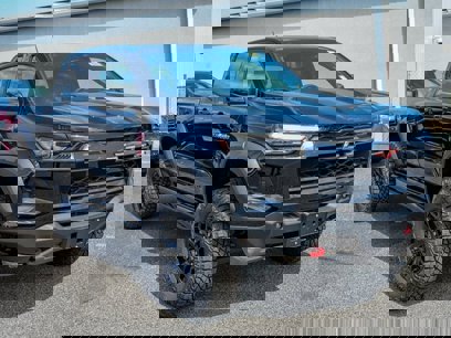 New 2025 Chevrolet Colorado ZR2 w/ Midnight Edition