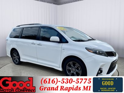 Used 2020 Toyota Sienna SE