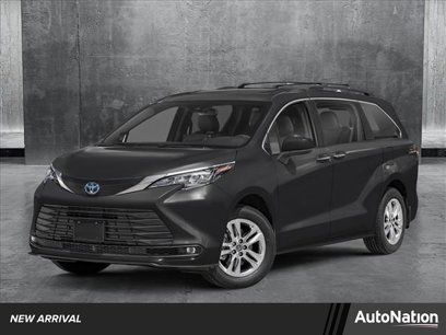 New 2025 Toyota Sienna XLE Woodland Edition