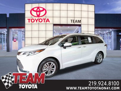 Certified 2023 Toyota Sienna Platinum