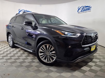 Used 2024 Toyota Highlander Platinum