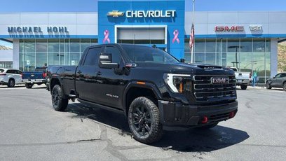 New 2025 GMC Sierra 2500 AT4 w/ AT4 Premium Plus Package