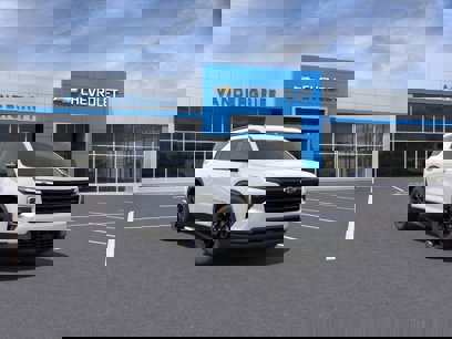 New 2025 Chevrolet Traverse LT w/ Enhanced Driving Package