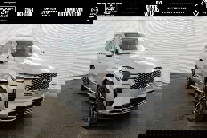New 2025 Volvo XC90 B6 Ultra w/ Protection Package Premier