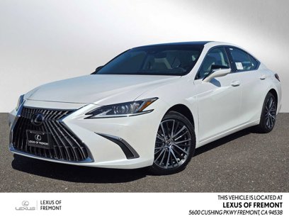 New 2025 Lexus ES 350 w/ Premium Package