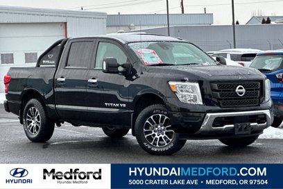 Used 2020 Nissan Titan SV w/ SV Convenience Package