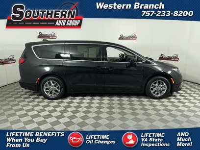 Used 2022 Chrysler Voyager LX