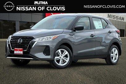 New 2025 Nissan Kicks Play S