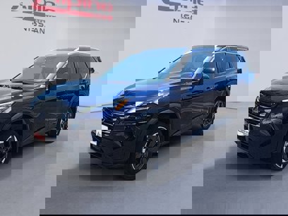 New 2025 Nissan Rogue SV w/ SV Premium Package