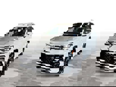 New 2025 Volkswagen Tiguan SEL R-Line