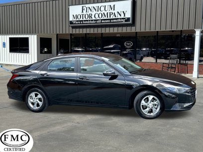Used 2023 Hyundai Elantra SE