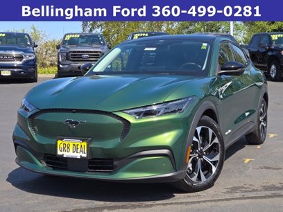 New 2025 Ford Mustang Mach-E Select w/ Comfort Package Lite